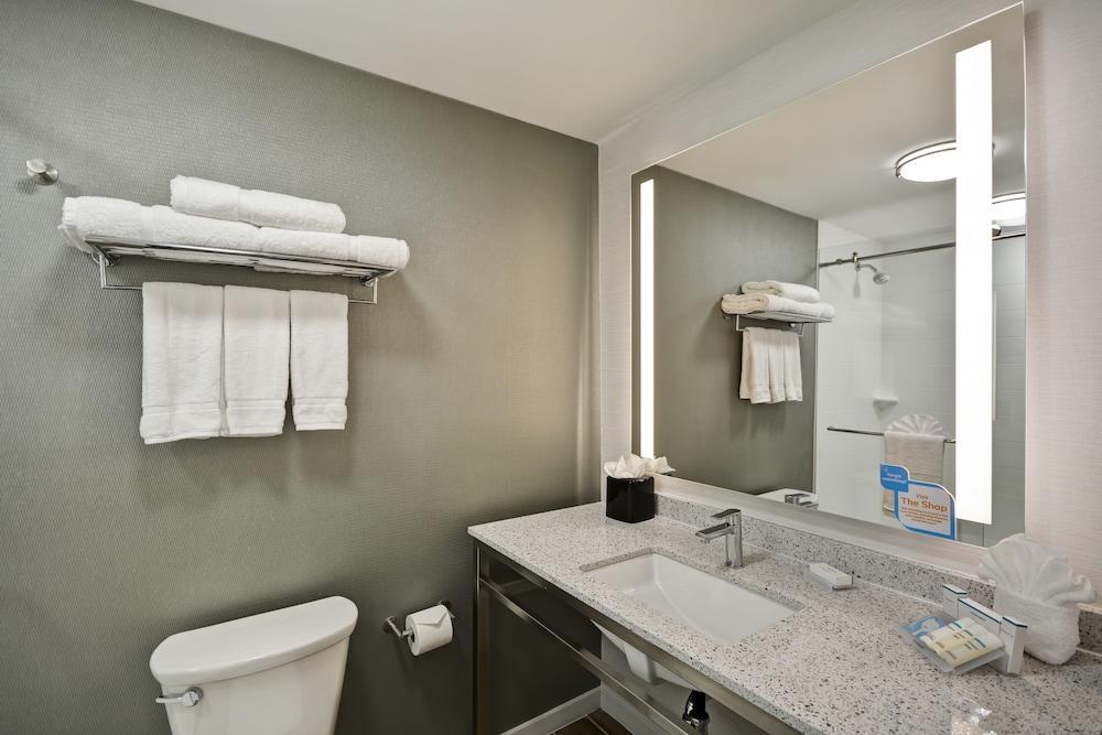 Hilton Garden Inn Gastonia Ngoại thất bức ảnh