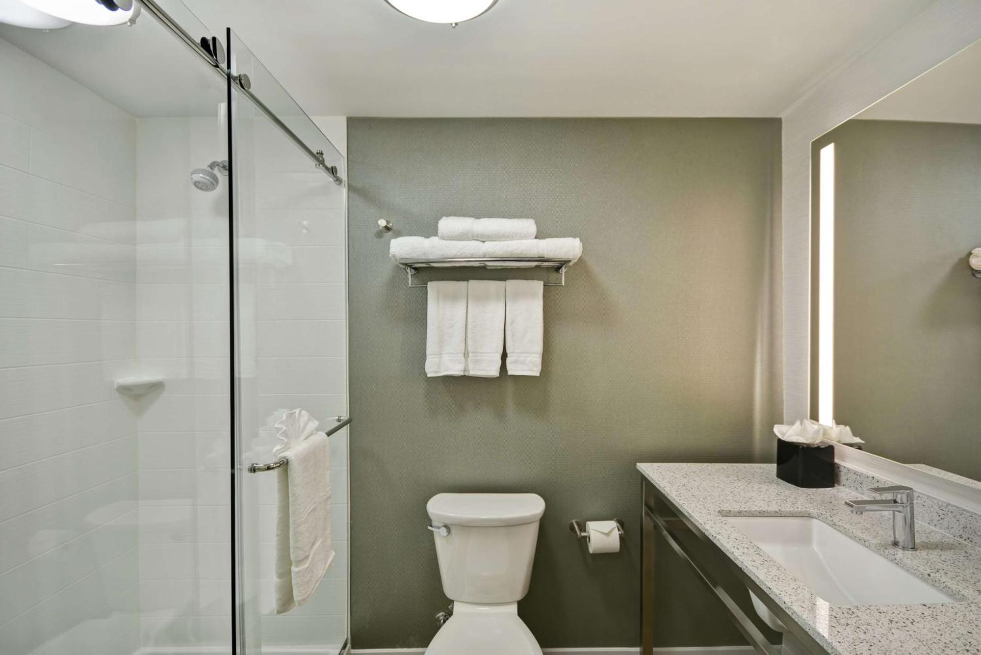 Hilton Garden Inn Gastonia Ngoại thất bức ảnh